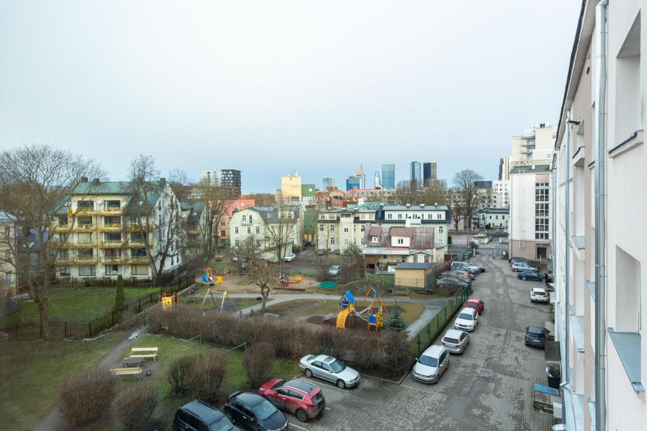 3 Room Central Apartmend 90M2 Parking For One Car Fifth Floor And The Building Does Not Have An Elevator Tallinn Exterior photo