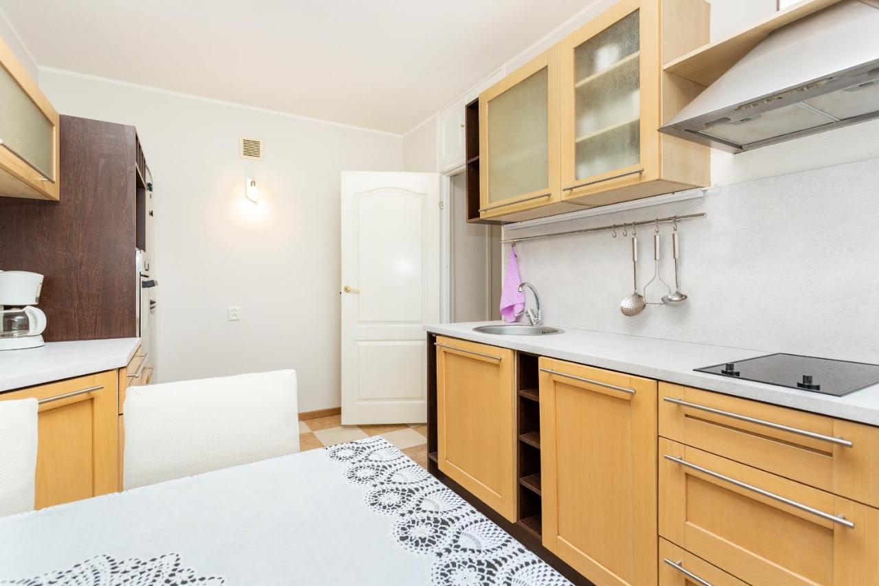 3 Room Central Apartmend 90M2 Parking For One Car Fifth Floor And The Building Does Not Have An Elevator Tallinn Exterior photo
